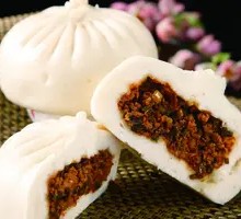 Sauce Pork Cubes Buns