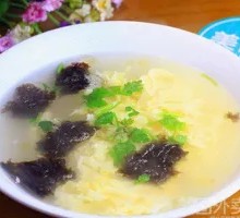 Seaweed and Egg Soup