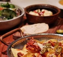 Mexican Meat Sauce Nachos