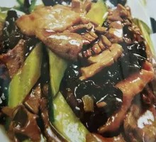 Stir-Fried Three Delicacies