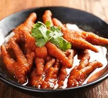 Braised Chicken Feet with Tiger Skin