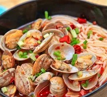 Clam Rice Noodles
