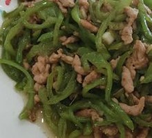 Bell Pepper and Shredded Pork