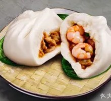 Fresh Meat and Shrimp Dumplings