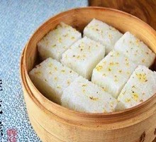 Sugar-glazed Osmanthus Cake