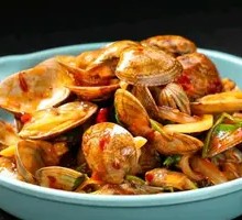 Spicy Stir-Fried Clams