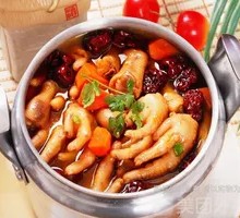 Pressure-Cooked Chicken Feet