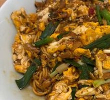 Grandmother's Vegetable Stir-Fried Egg Noodles