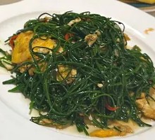 Safflower Stir-Fried Eggs