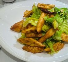 Nang Stir-Fried Cabbage