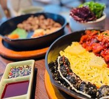 Spicy Chicken with Mozzarella Cheese