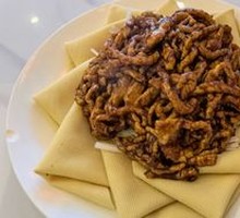 Beijing-style Shredded Pork in Soy Sauce