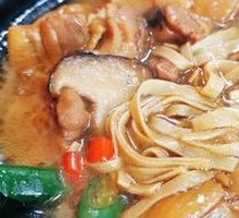 Stewed Chicken with Brown Sauce