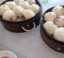 Pork and Scallion Steamed Buns