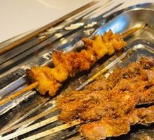 Charcoal-grilled Lamb Skewers