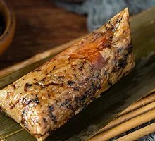 Black Pork Zongzi with Pickled Mustard Greens