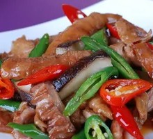 Spicy Pepper and Pig Intestines