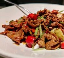 18-Second Stir-Fried Beef with Green Peppers