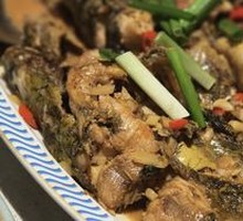 Stir-fried Yellow Croaker with Spicy Sauce