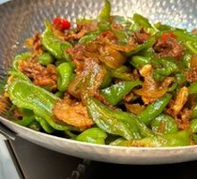 Stir-fried Pork with Green Chili