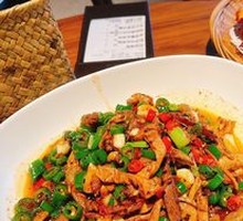 Stewed Pork with Intestines Stir-fry