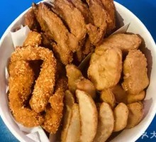 Yongshun Snack Platter