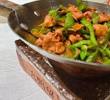 Liyang Chili and Pork Stir-Fry