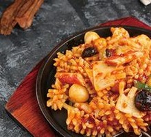 Iron Plate Family Feast