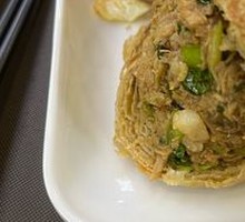 Braised Pork in Flatbread
