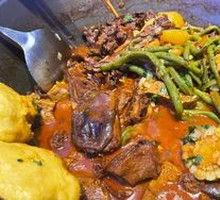Stewed Goose in Iron Pot