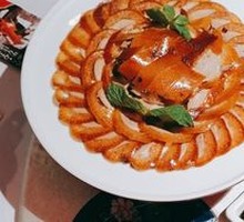 Fan Family's 4-Gen Crispy Roast Duck