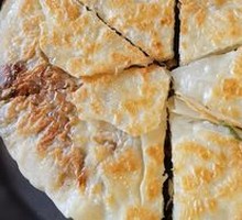 Top Scholar Crispy Beef Pie