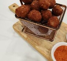 Crispy Fried Meatballs