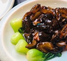 Huifeng Scallion-Braised Sea Cucumber