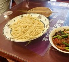 Xinjiang Fried Meat Noodles
