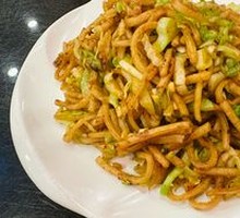 Vegetable Stir-Fried Noodles