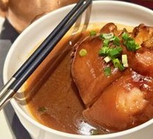 Special Sauce-Braised Pork Elbow