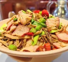 Spicy Sichuan-style smoked bamboo shoots with cured pork