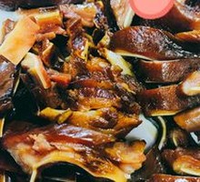 Old Beijing Sauce Meat with Pig Ear and Onion