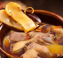 Stewed Old Pigeon with Matsutake and Mountain Mushrooms