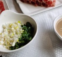 Donglaisun Traditional Spicy Sesame Sauce