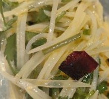 Stir-Fried Potato Strips