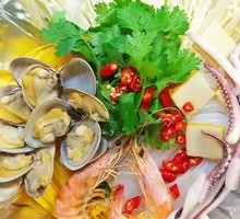 Family Feast Clam Paper-Wrapped Noodles