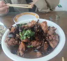 Chicken Stewed with Mushrooms