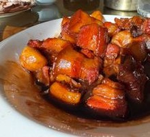 Braised Pork with Chestnuts