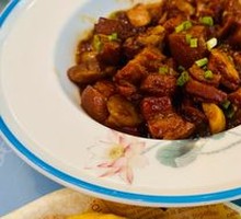 Braised Pork with Chestnuts