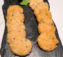 Golden Fried Shrimp Cakes