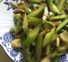 Stir-Fried Pork with Celery