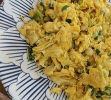 Scallion stir-fried with farm eggs