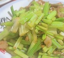 Stir-Fried Celery with Pork Belly
